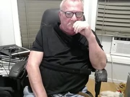 Most Recent Photo of oldguybigd