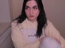 Most Recent Photo of olivia_red_