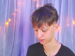 Most Recent Photo of ostin_meoww