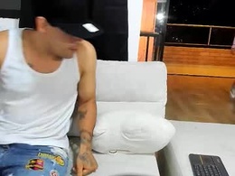 Most Recent Photo of papi_y_mami