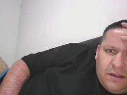 Most Recent Photo of perroar