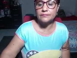 Most Recent Photo of pervert_mommy_x