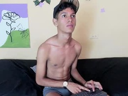 Most Recent Photo of peter_x_xs
