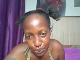 Most Recent Photo of petiteebony6