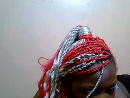 Most Recent Photo of petitehunny