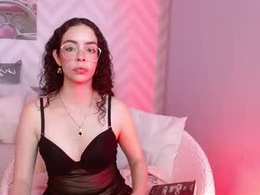 Most Recent Photo of pinky_vonny