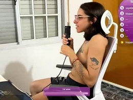 Most Recent Photo of poisonivybb