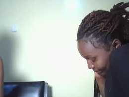 Most Recent Photo of pretty_mwihaki