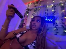 Most Recent Photo of prettyblackgal