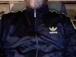 Most Recent Photo of qazzaq80