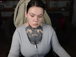 Most Recent Photo of qwertyannie_lbo