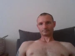 Most Recent Photo of raynxxx335946