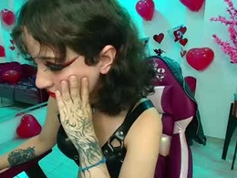Most Recent Photo of red_moonx