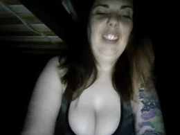 Most Recent Photo of reddheaddx