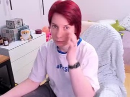 Most Recent Photo of redmelissa