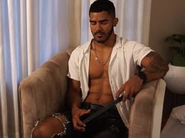Most Recent Photo of reik_von