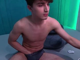 Most Recent Photo of richard_steele_hot