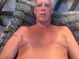 Most Recent Photo of rockrichard1