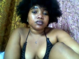 Most Recent Photo of rosellez