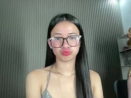 Most Recent Photo of roweena_rodrigo69x