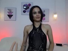 Most Recent Photo of roxxi33