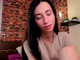 Most Recent Photo of ruby_vibe_