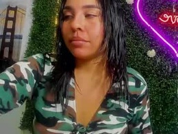 Most Recent Photo of salome_domi