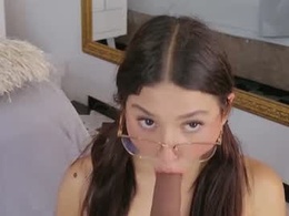 Most Recent Photo of salomebloom_