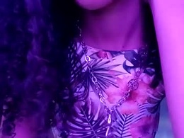 Most Recent Photo of samisami132850