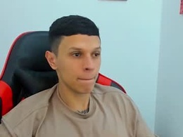 Most Recent Photo of santi_alpha