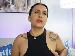 Most Recent Photo of sara_charmy