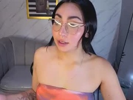 Most Recent Photo of sara_lux_t