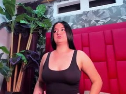 Most Recent Photo of sarah_valeria