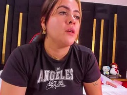 Most Recent Photo of sayreth_