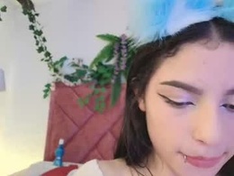 Most Recent Photo of scarlet_anderson1