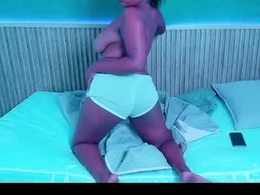 Most Recent Photo of scarlet_xx