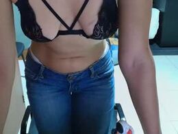 Most Recent Photo of scarletlust2