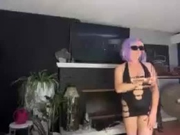 Most Recent Photo of scarlettrevolver