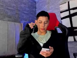 Most Recent Photo of sebasgxxx_