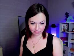Most Recent Photo of serena_woods