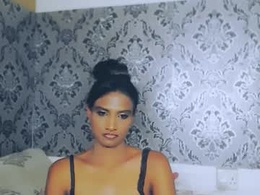 Most Recent Photo of sexy_indian0009