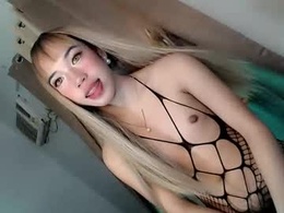 Most Recent Photo of sexyhorny_jess