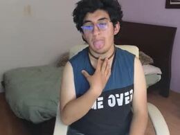 Most Recent Photo of sexypolarbear33