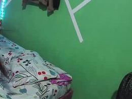 Most Recent Photo of shantal_xcam