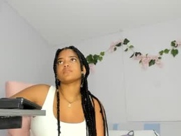 Most Recent Photo of sharlot_evans_