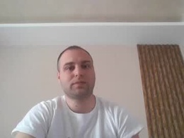 Most Recent Photo of shmele_04