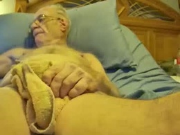 Most Recent Photo of silverdaddyxxx