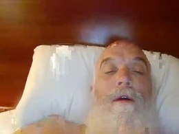 Most Recent Photo of silverfox3030