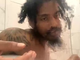 Most Recent Photo of sleeponchaturb8
