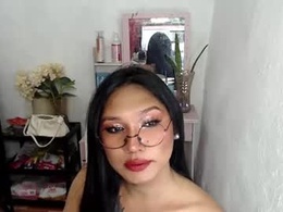 Most Recent Photo of slutty_classyxx